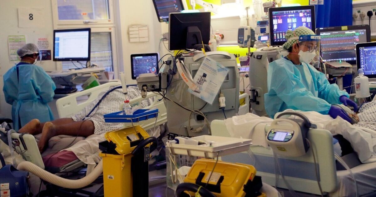 Covid positive tests hit 10-month high among hospital patient - symptoms to watch out for