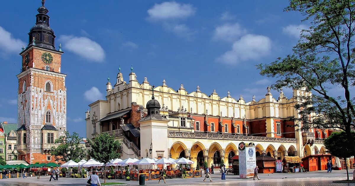 Walkable European city with a 'spectacular' square is perfect for winter