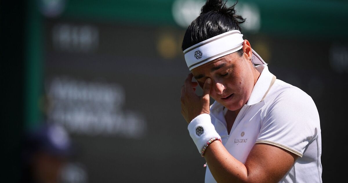 Wimbledon finalisti, kortta gözyaşları içinde emekli olduktan sonra tenise ara verecek
