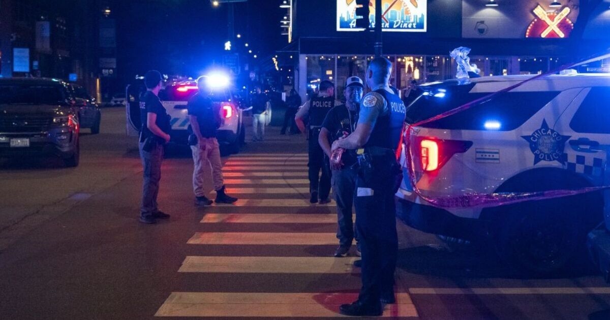 Chicago'da silahlı saldırı CANLI: Partide silahlı saldırganın ateş açmasıyla 'en az 3 ölü, 16 yaralı'