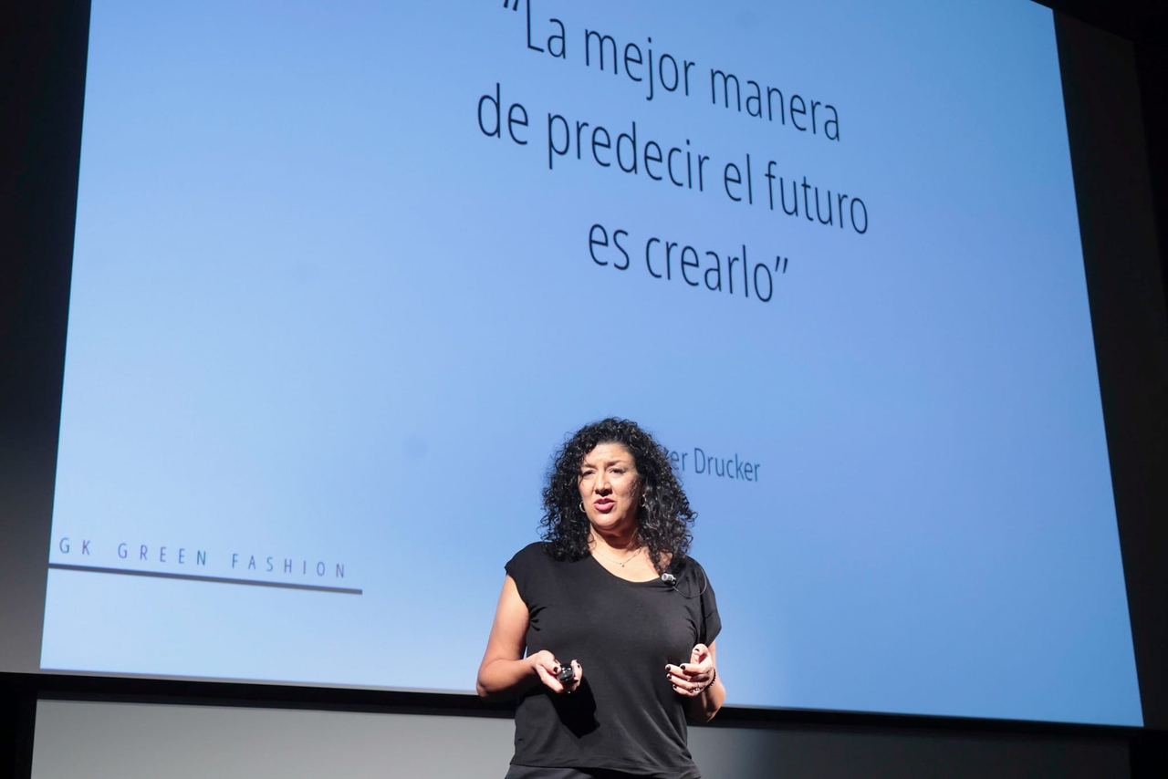 Ante las compras navideñas, «hibernemos». Por Nora Sesmero