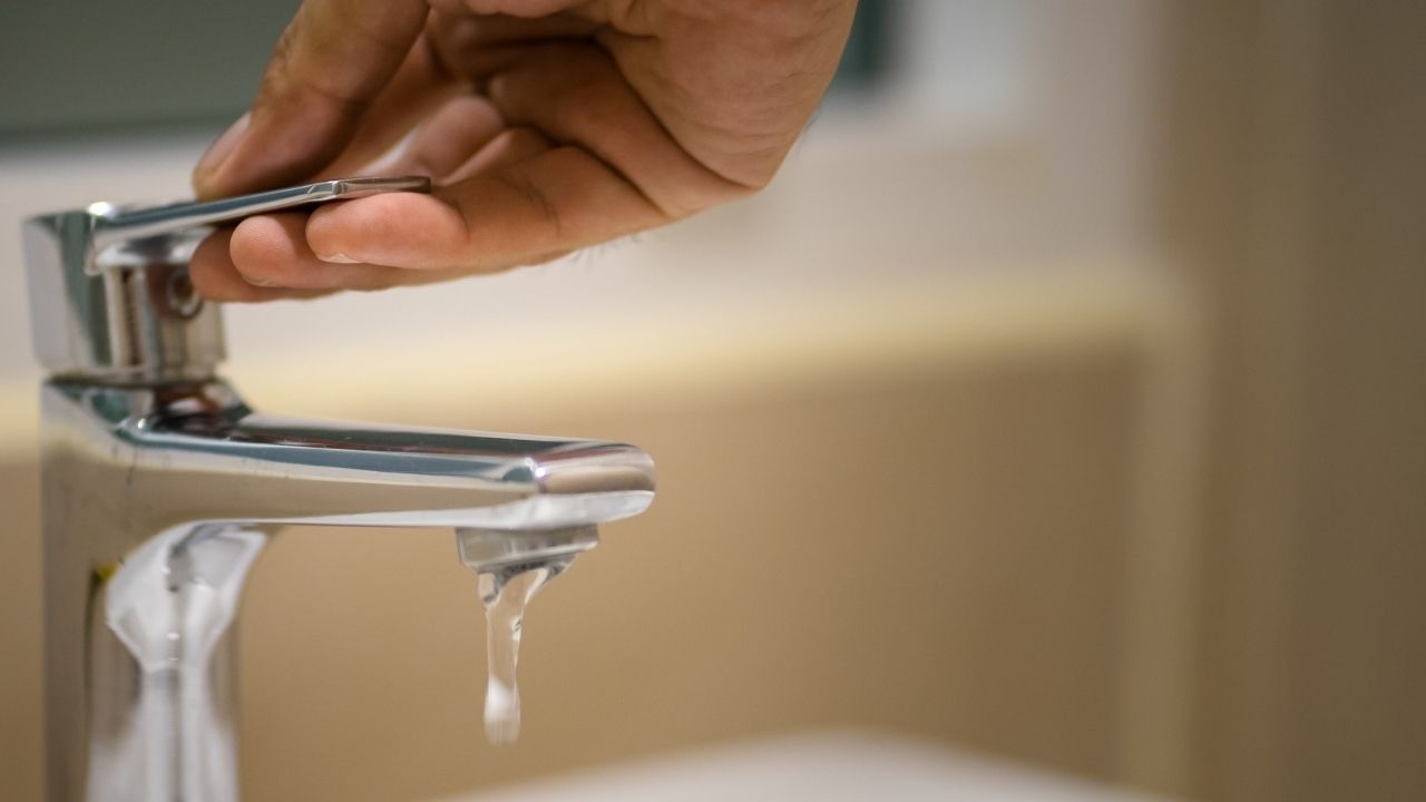 İZSU advierte: ¡Cortes de agua planificados y provocados en 7 distritos de Esmirna! Estos son los barrios y horarios en los que se cortará el suministro.