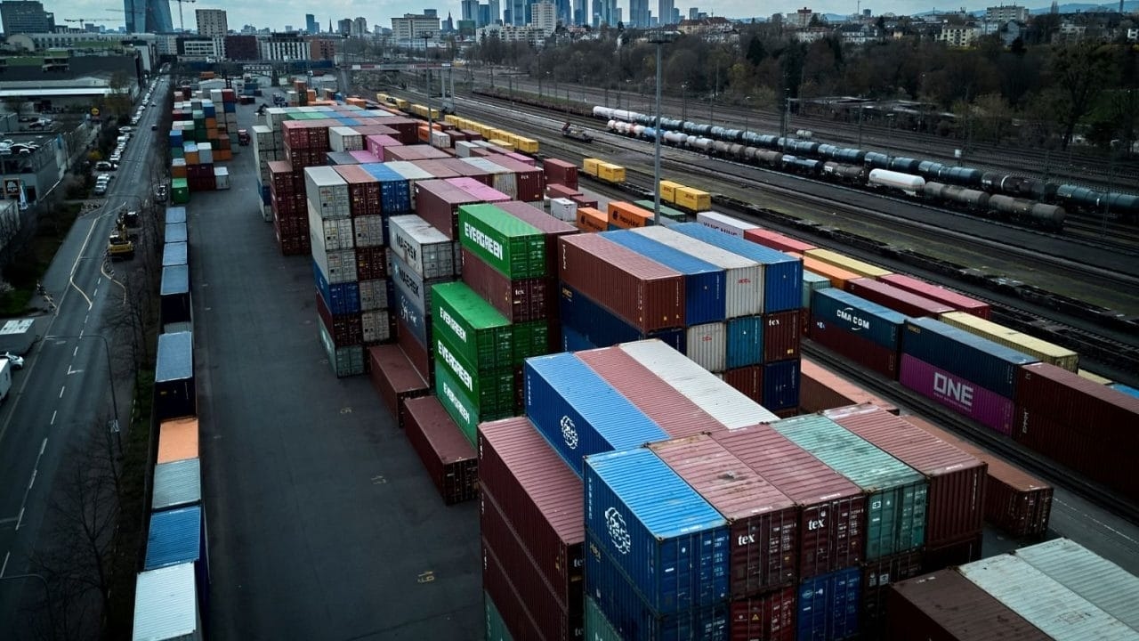 Trump Ticaret Savaşı İlan Etti: Meksika ve AB'ye %30 Gümrük Vergisi