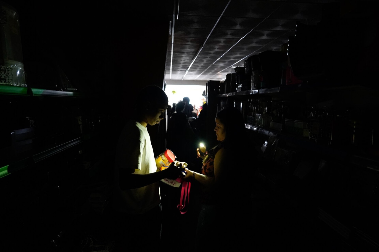 Massive Power Outage Is Causing Havoc in Portugal and Spain