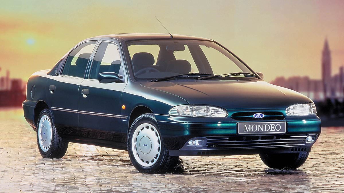 ¿Esto era lo que conducía tu padre? Diez coches familiares favoritos de los 70, 80 y 90 para celebrar el Día del Padre.
