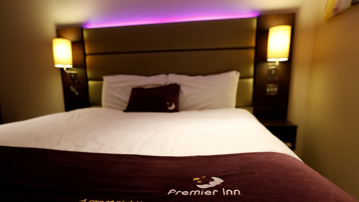 El propietario del Premier Inn, Whitbread, se enfrenta a un mercado británico "difícil"