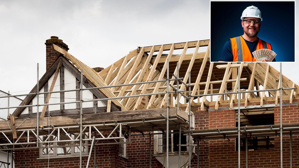 ¿Puedo pagarle al constructor en efectivo y podría mi banco impedirme retirar £40,000 en ocho semanas?