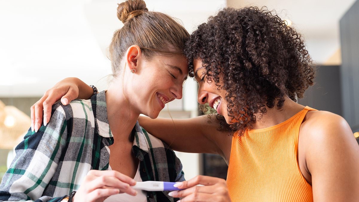 Científicos crean embriones para parejas infértiles utilizando únicamente células de la piel... mientras la fertilidad en EE. UU. se desploma.