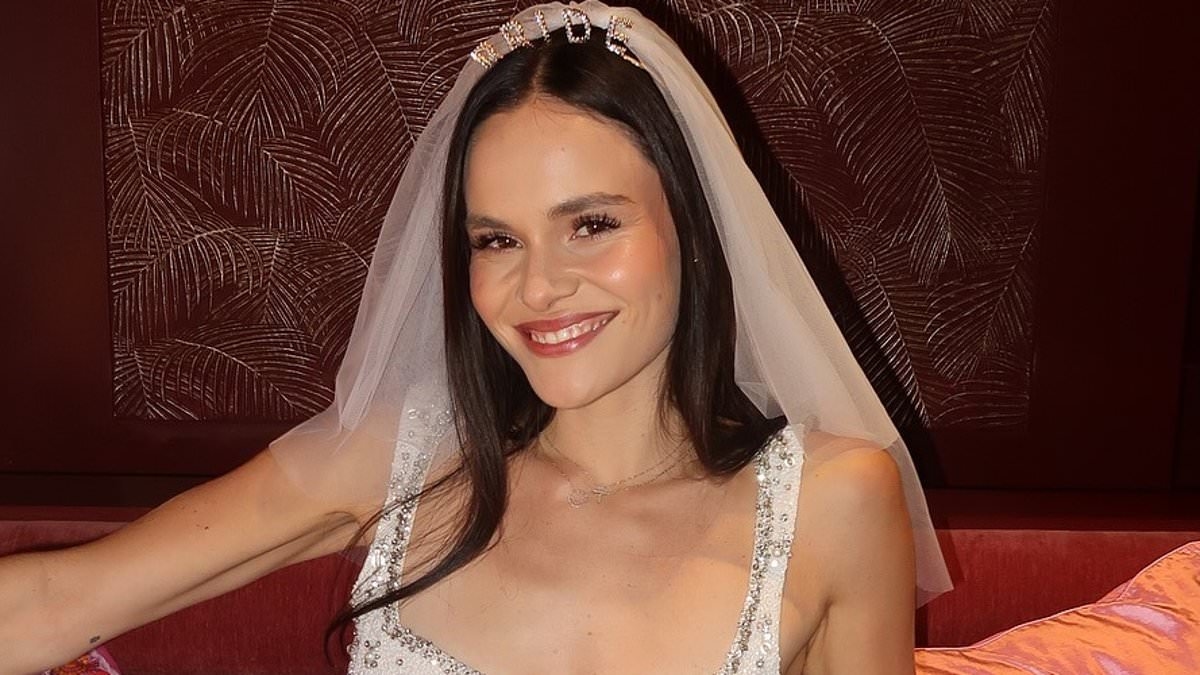 Holly Ramsay und Adam Peaty schließen seine Mutter von ihrer Hochzeit aus: Heftiger Familienstreit, nachdem Hollys Schwiegermutter von ihrem Junggesellinnenabschied im Soho Farmhouse ausgeschlossen wurde.