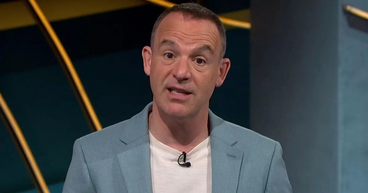 Martin Lewis MSE, NHS reçeteleri için ödeme yapan 872 bin kişiye 41 sterlinlik uyarıda bulundu