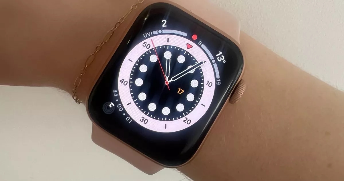 «Редкая распродажа Apple Watch убедила меня заменить свое старое устройство SE на то, на которое действует скидка 100 фунтов стерлингов»