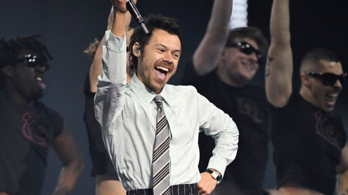 Harry Styles fans set to spend nearly £1,000 EACH on star's UK tour dates