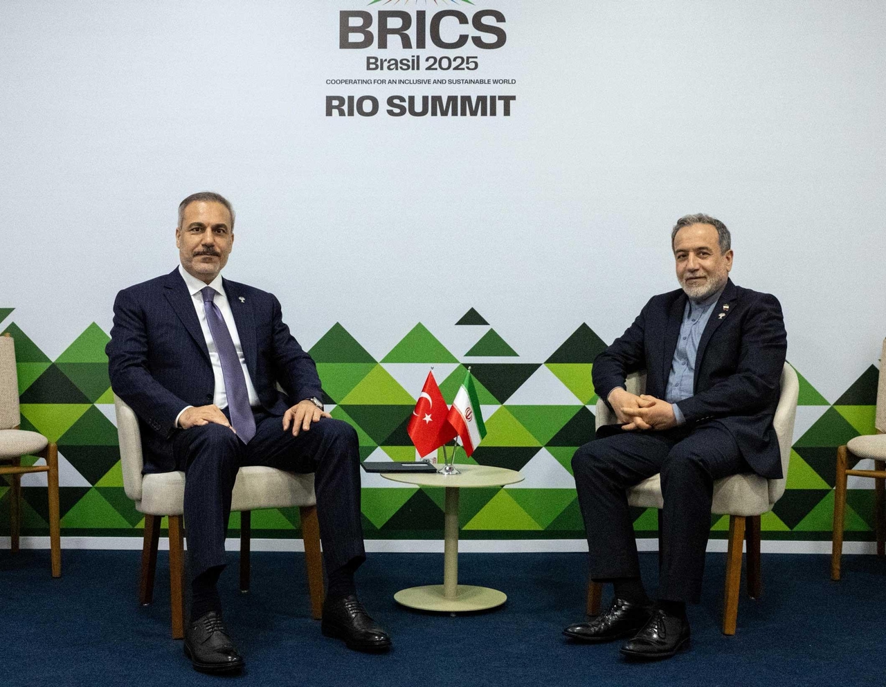 Minister Fidan met with his Iranian counterpart Arakçi