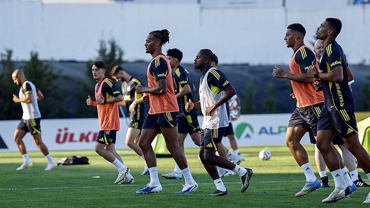 ¡El Fenerbahçe realizó su primer entrenamiento en la concentración de Portugal!