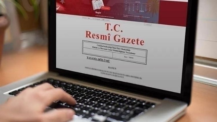 El presidente Erdoğan firmó... Decisiones de nombramiento y destitución publicadas en el Boletín Oficial
