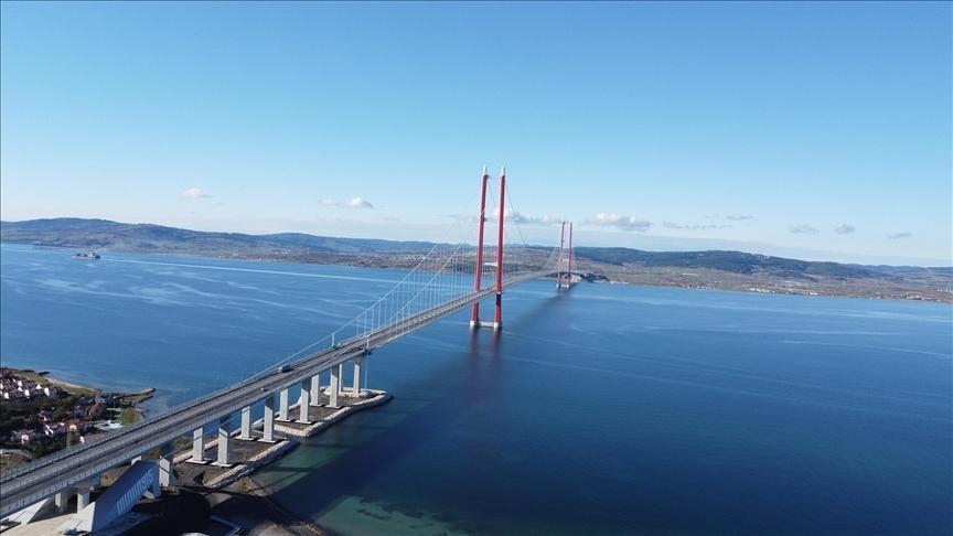 The 1915 Çanakkale Bridge served approximately 7 million vehicles in 3 years