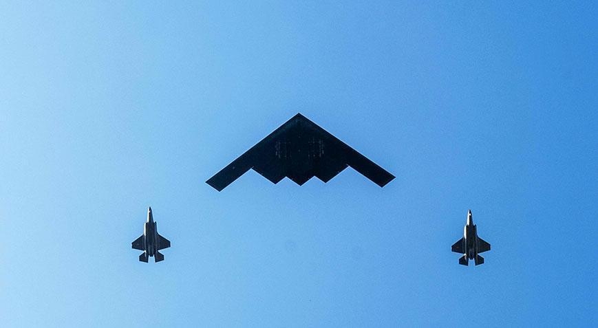 İran'ı bombalayan uçaklar Beyaz Saray semalarında uçuruldu