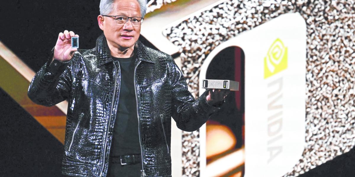 NVIDIA piyasa değeri 4 trilyon dolara ulaştı ve geri çekildi