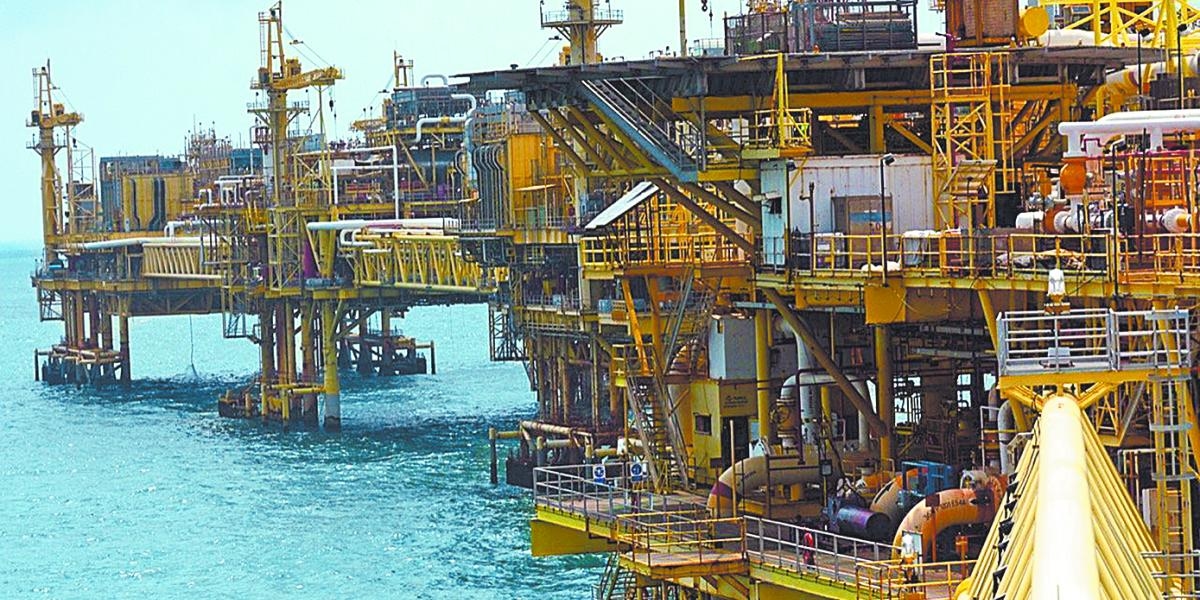 Pemex finalizes mixed contracts with private companies