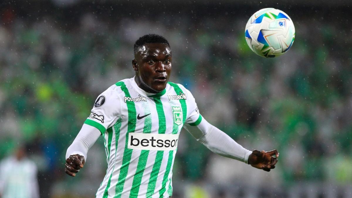 Atlético Nacional, Medellín'de Brezilya Internacional'ı yenerek Copa Libertadores'a yeniden çıktı.