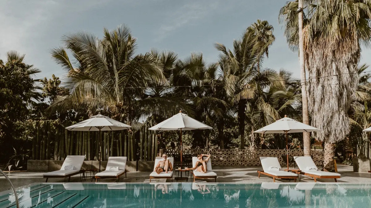 What to do in Los Cabos? This is Mexico's most exclusive corner, where tourism translates to relaxation and well-being.