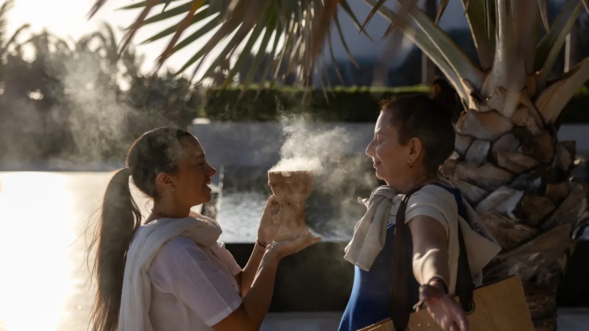 What is a reconnection and meditation journey like? This is how wellness retreats work.