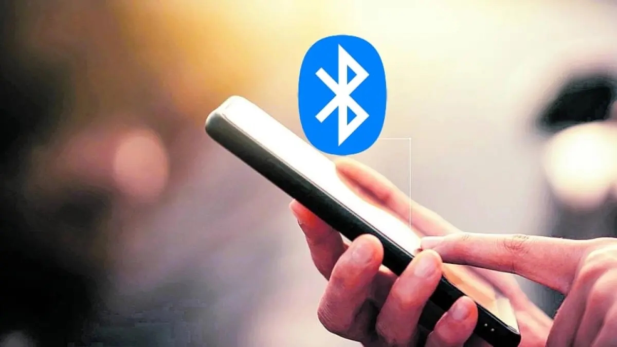 Bluetooth ile çalışacak ve WhatsApp ile rekabet edecek yeni uygulama BitChat sayesinde internetsiz ve ücretsiz mesajlaşabilmek mümkün olacak.