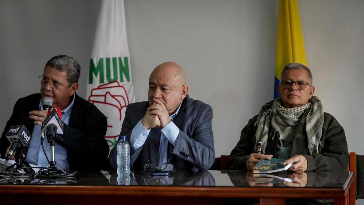 Was erwartet die Comunes-Partei und die ehemaligen FARC-Führer, nachdem sie ihre automatischen Sitze verloren und die erste Entscheidung der JEP erhalten haben?