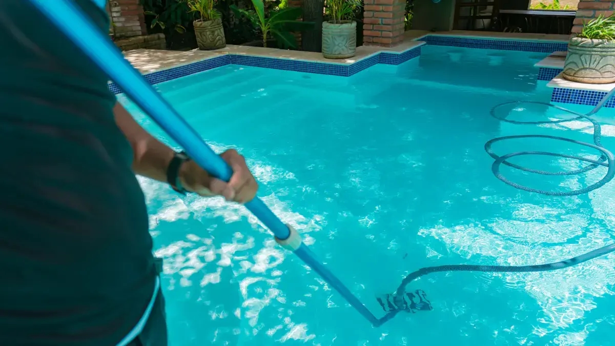 A bill seeks to regulate sanitary controls in swimming pools in Colombia, following the case of a minor who died in Santa Marta.