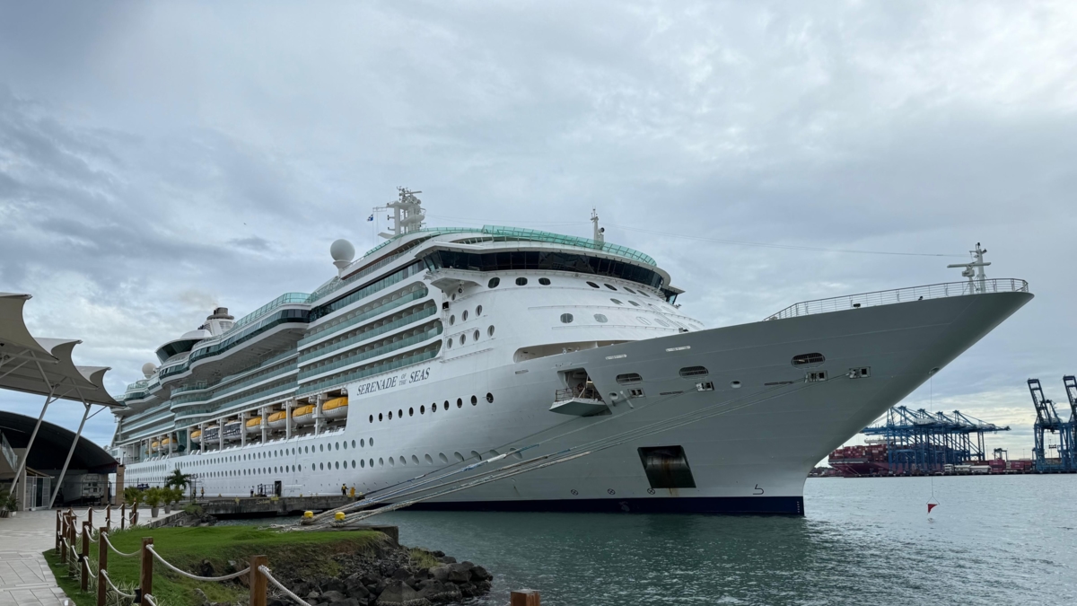 Serenade of the Seas начинает свой сезон в Латинской Америке, выбрав новыми портами приписки Картахену и Колон.