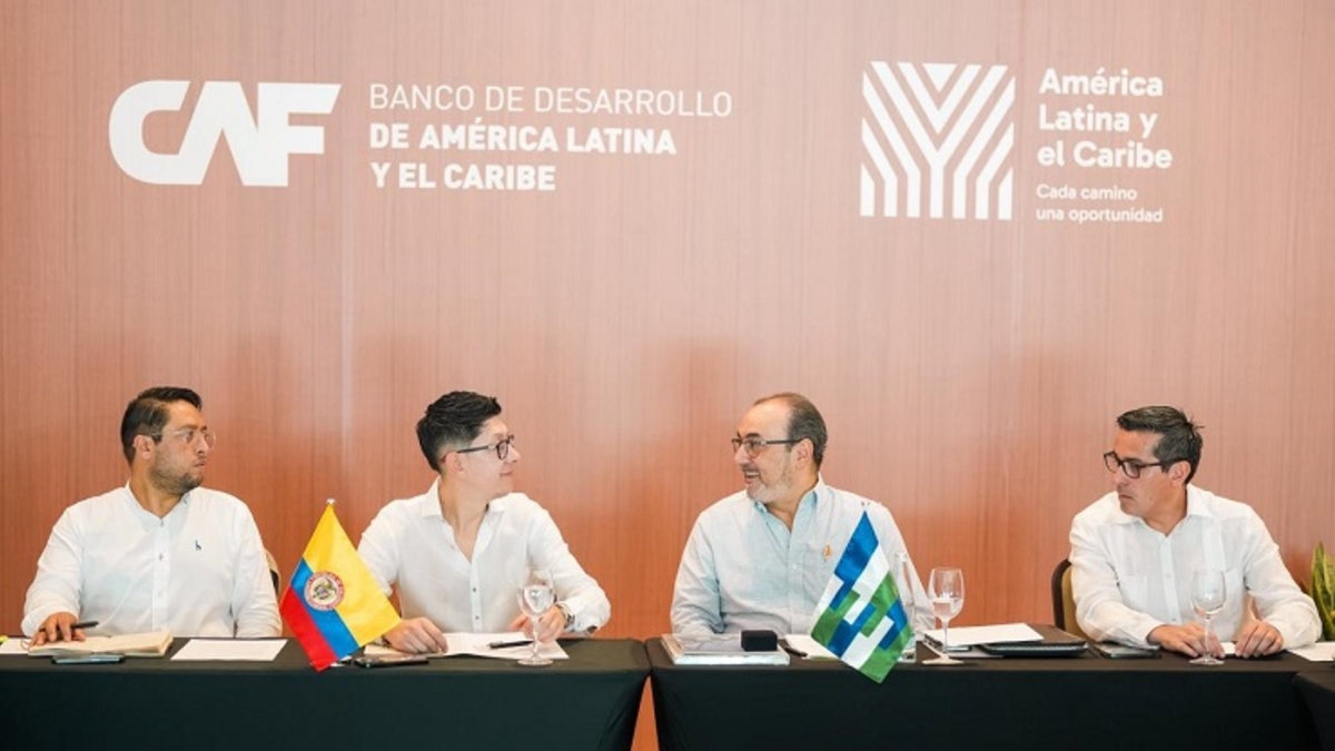 Milli Eğitim Bakanlığı ve CAF, ülkenin eğitim altyapısını güçlendirmek için yeni bir ittifaka imza attı