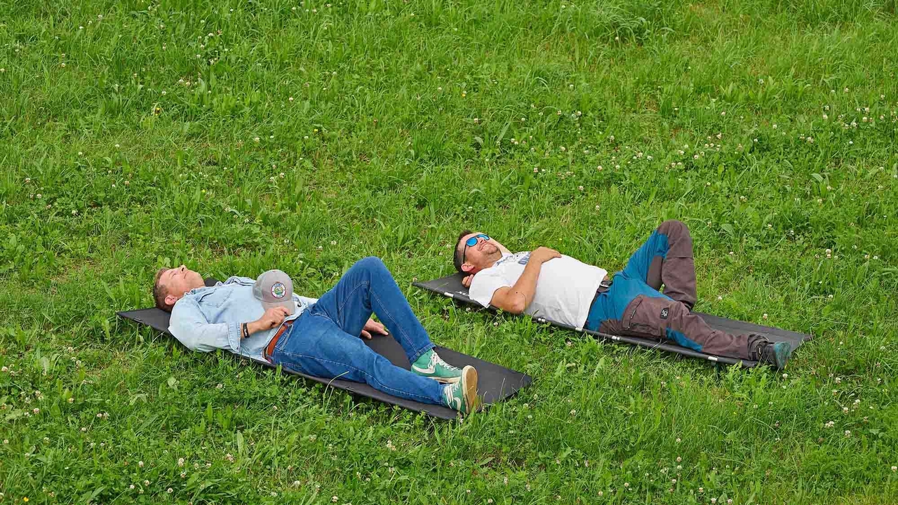 Сравнительный тест раскладушек: дешевые и дорогие: Helinox или Semptec — какая раскладушка лучше?