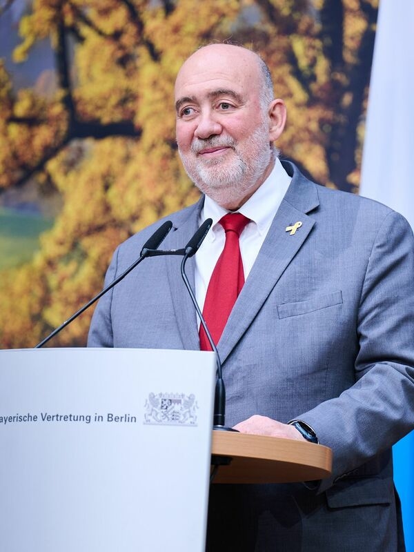 The Israeli ambassador to Germany differentiates between left-wing, right-wing and Islamist anti-Semitism.