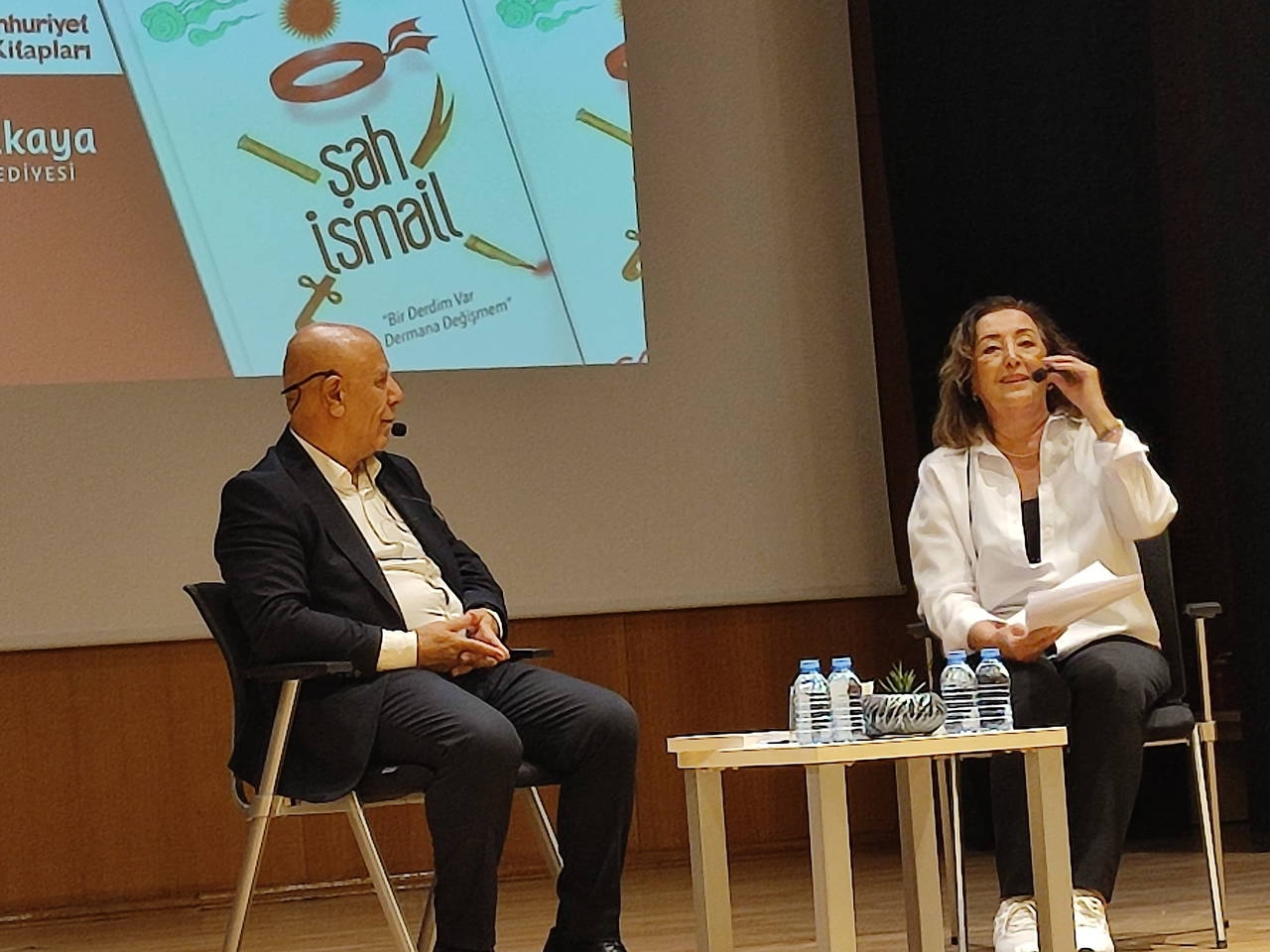 A signing ceremony was held for Yüksel Işık's new book, Shah Ismail