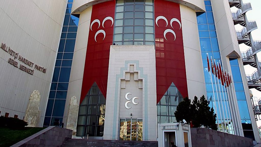 Bahçeli announced the four deputies who will serve on the National Unity and Solidarity Commission.