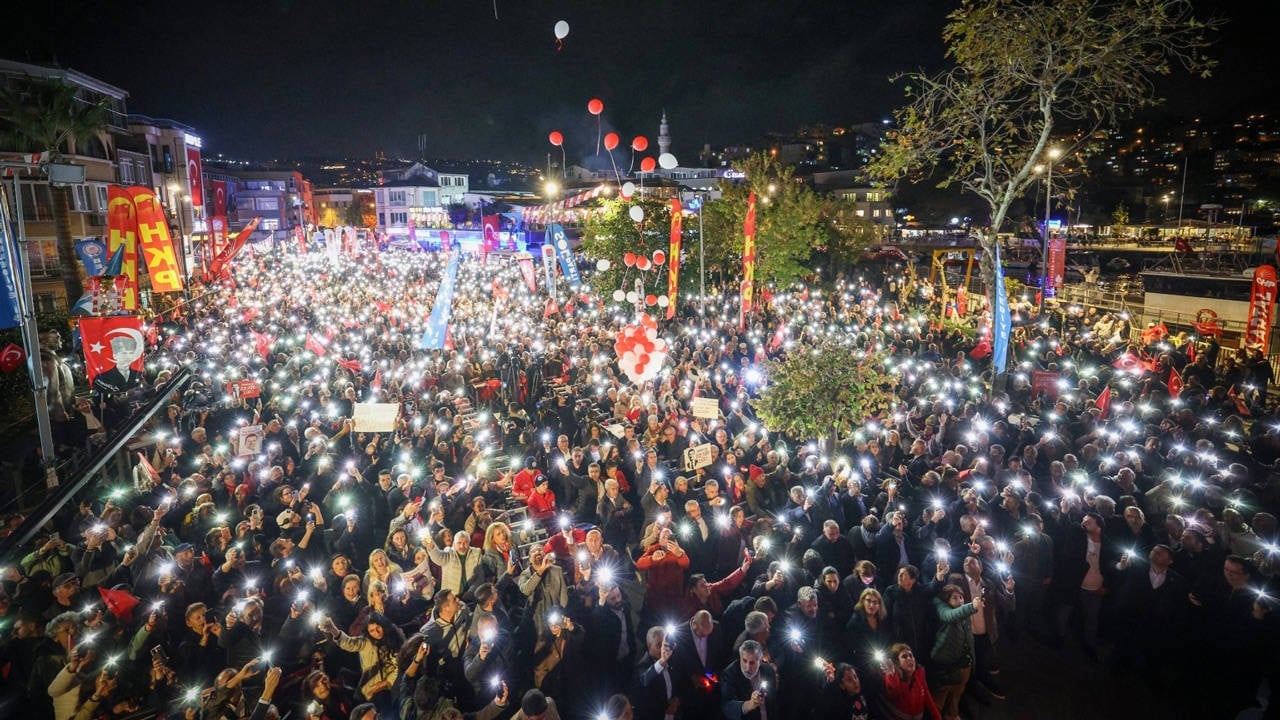 No hay respuesta a la opresión del pueblo