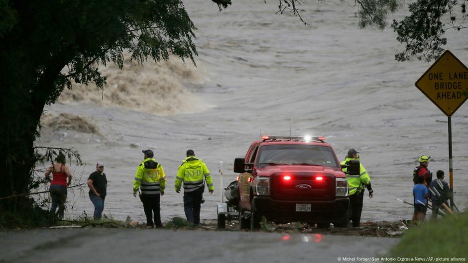 Al menos 24 muertos tras inundación repentina en Texas