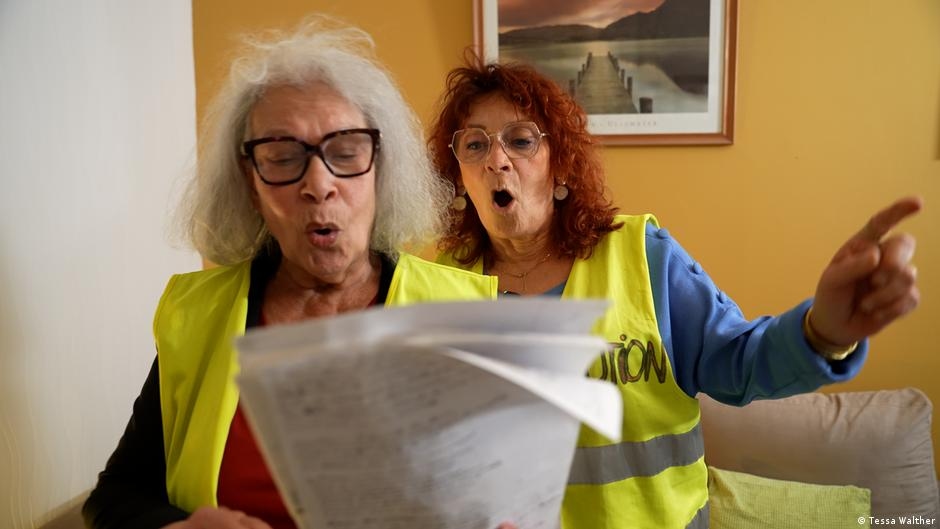 «Желтые жилеты» Франции ищут новый голос