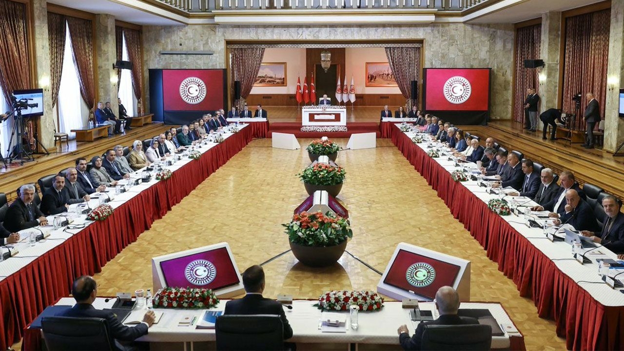 TÜGVA, T3, AGD... The Commission will hear from pro-government and reactionary foundations this week
