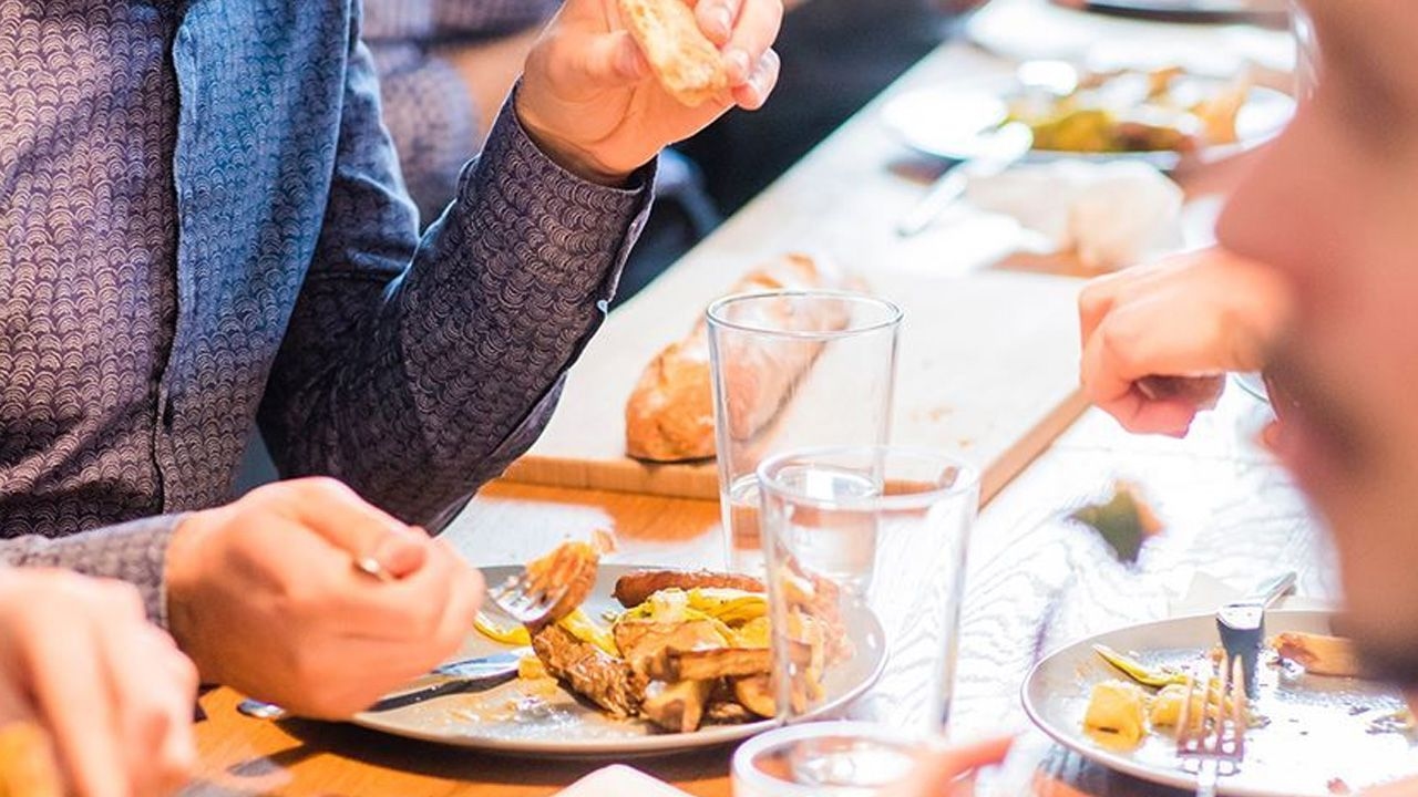 How to prevent overeating? Pay attention to these 6 things.