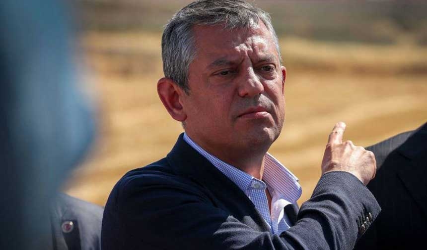 La reacción de Özgür Özel al "Eurofighter" de Erdoğan: debería agradecernos