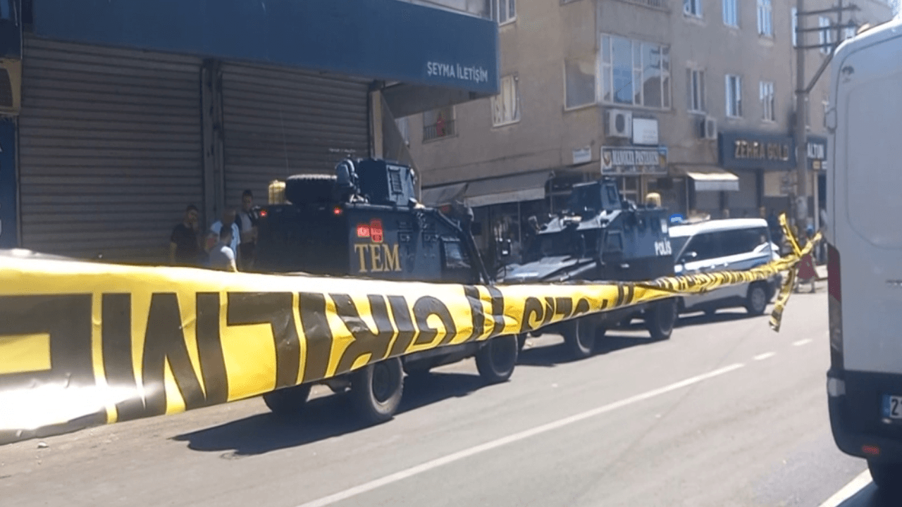 İhbara giden polislere pompalı tüfekle saldırı!
