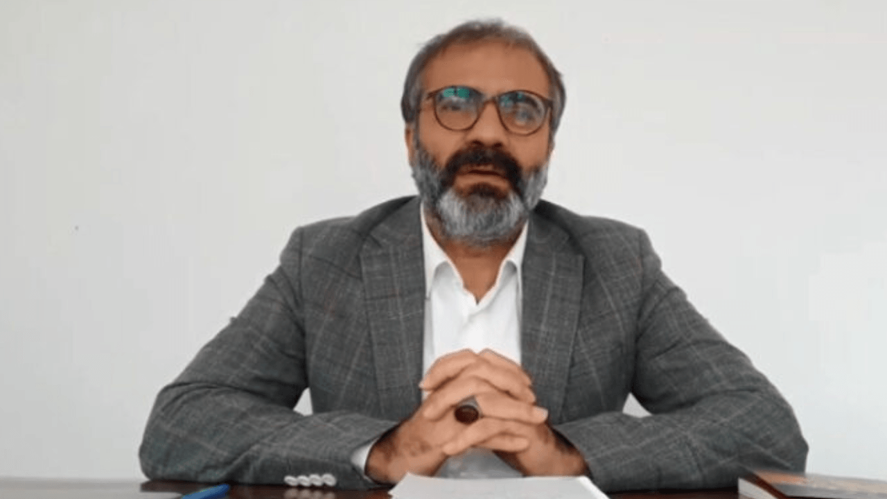 La acusación sobre la publicación de Yiğit Bulut que condujo al despido de un escritor progubernamental de Star!
