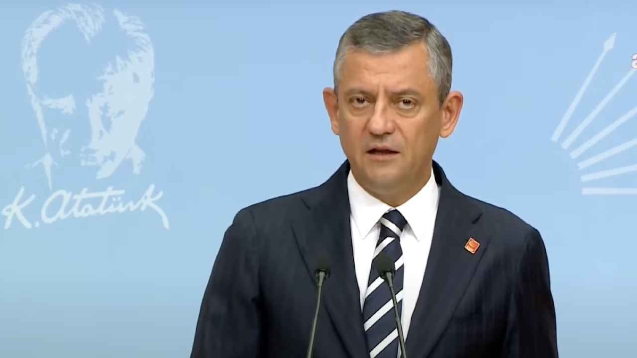 Özgür Özel: İktidarın baskı rejimine çevirmeye çalıştığı bir ülkedeyiz