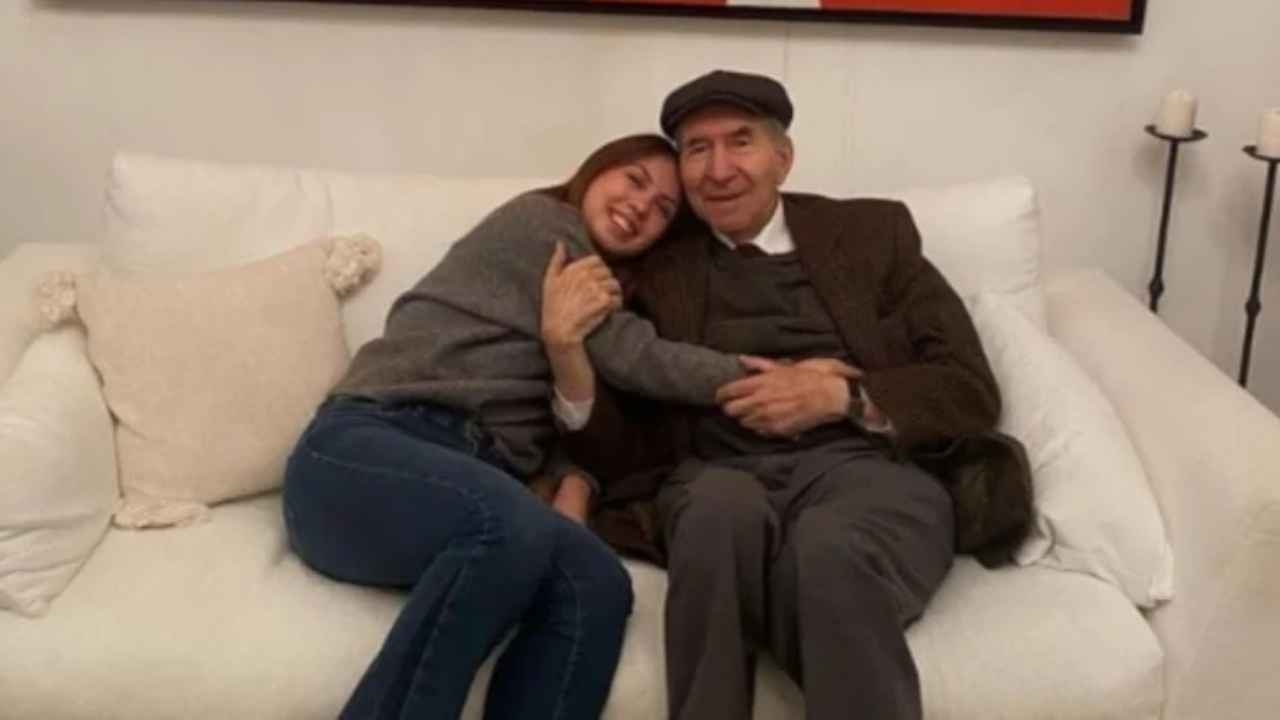 An emotional farewell from Altan Öymen's grandson to his grandfather