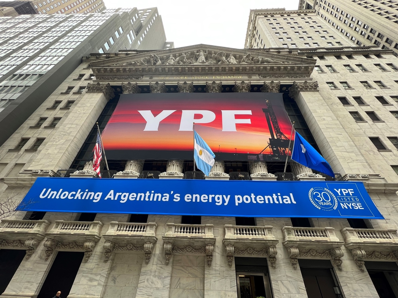 Multi-million dollar legacy YPF lawsuit: Winners want to negotiate, accept bonuses, and extend deadlines