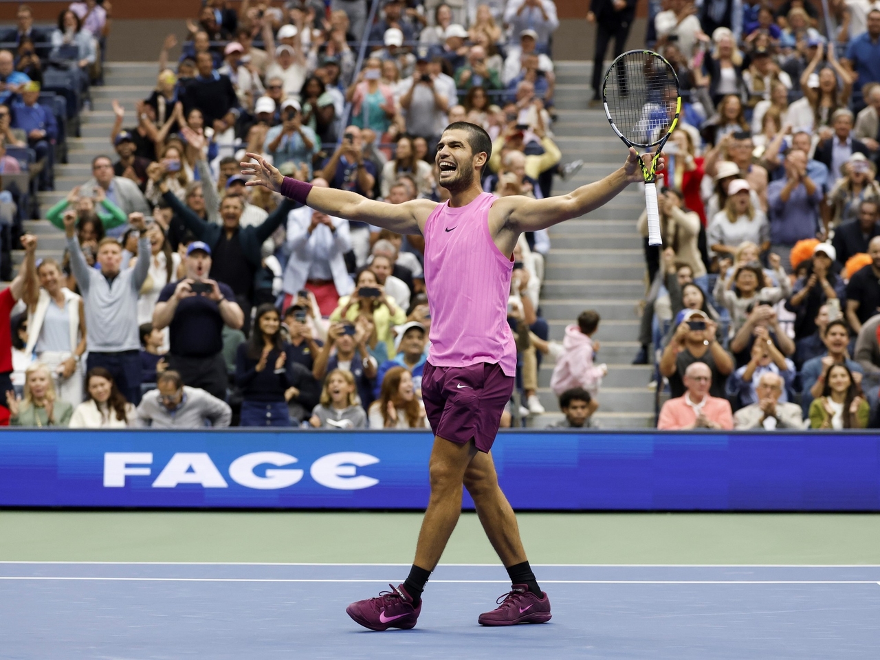 Ferrari'den Wimbledon'a, yapay zeka elit sporu yeniden tanımlıyor: maçların, yarışların ve sözleşmelerin nasıl belirlendiği.
