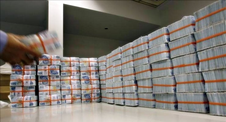 Hazine 90 milyar lira borçlandı