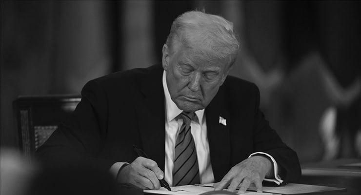 Trump firma proyecto de ley sobre stablecoin: Hemos convertido a Estados Unidos en la capital mundial de las criptomonedas