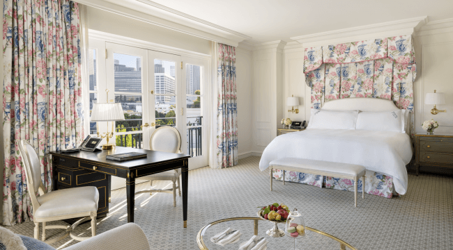 Peninsula Beverly Hills находится на реконструкции.